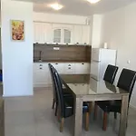 Apartment луксозни под наем в комплекс от затворен тип в м-ст каваците в созопол