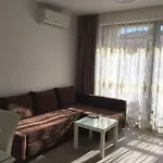 луксозни под наем в комплекс от затворен тип в м-ст каваците в созопол