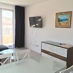 луксозни под наем в комплекс от затворен тип в м-ст каваците в созопол Apartment