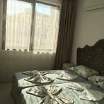 луксозни под наем в комплекс от затворен тип в м-ст каваците в созопол Apartment *