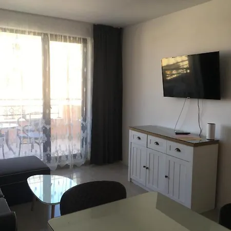 луксозни под наем в комплекс от затворен тип в м-ст каваците в созопол Appartement
