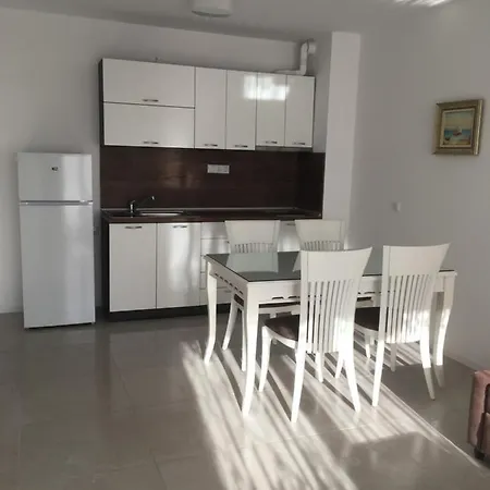 луксозни под наем в комплекс от затворен тип в м-ст каваците в созопол Apartamento Dyuni