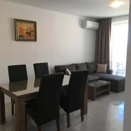 Apartamento луксозни под наем в комплекс от затворен тип в м-ст каваците в созопол