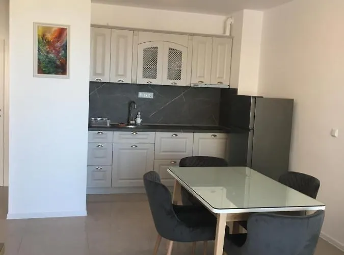 Apartamento луксозни под наем в комплекс от затворен тип в м-ст каваците в созопол