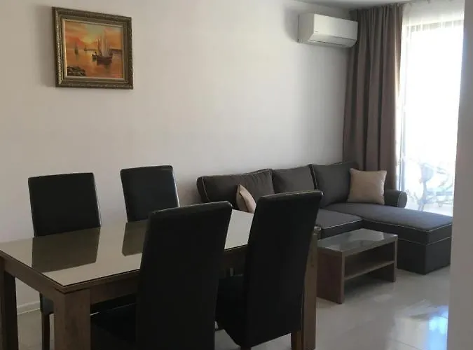 Apartamento луксозни под наем в комплекс от затворен тип в м-ст каваците в созопол